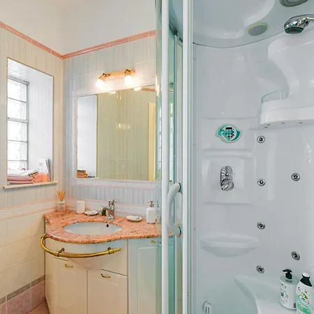 Appartement Design Camellia